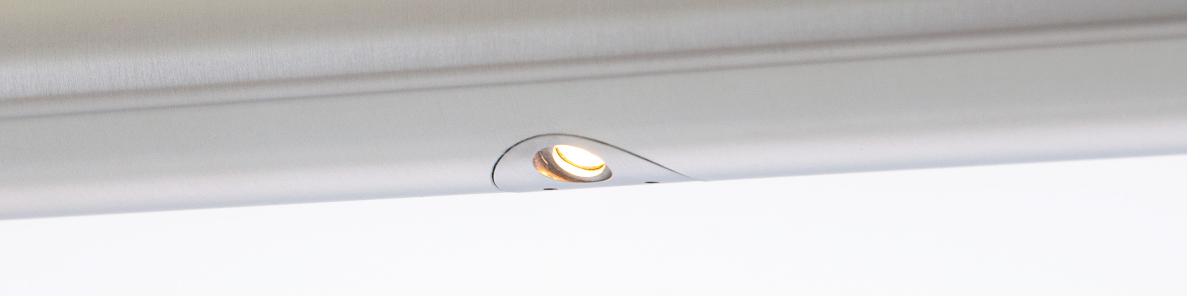 Railled Asymmetric Handrail Lighting